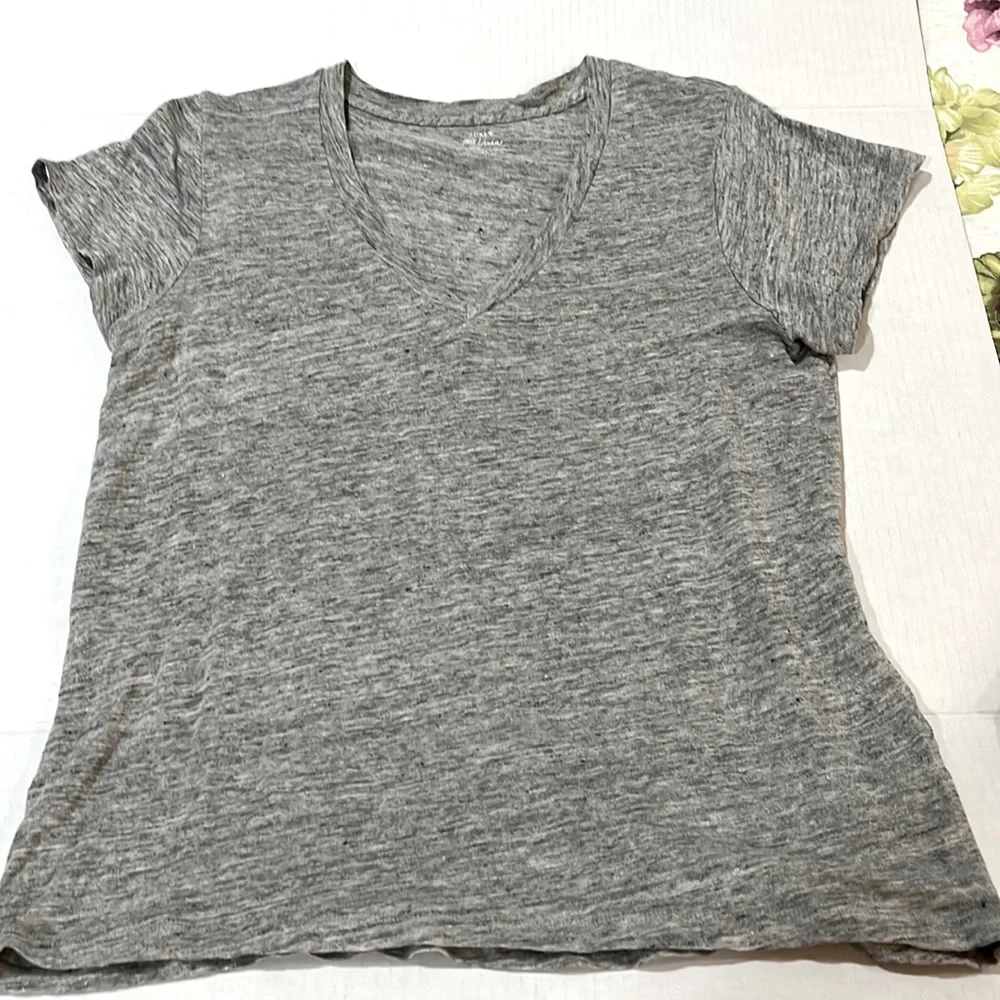 J. Crew Heather Gray V-Neck Short Sleeve Tee